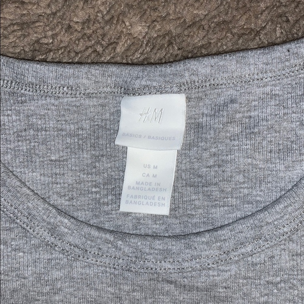 Top - Picture 2 of 2